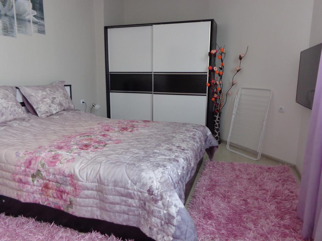 Luxury Apartment Lazur 2 Burgasz Szoba fotó
