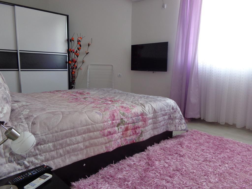 Luxury Apartment Lazur 2 Burgasz Szoba fotó